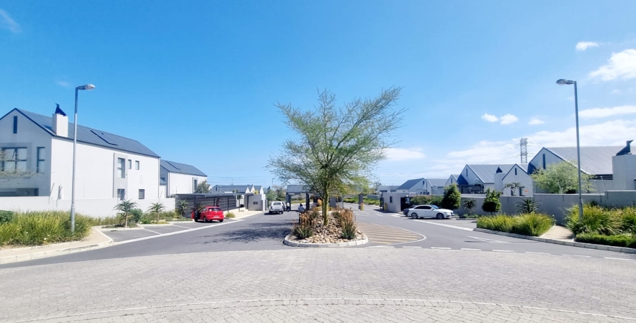 3 Bedroom Property for Sale in Aan de Wijnlanden Western Cape